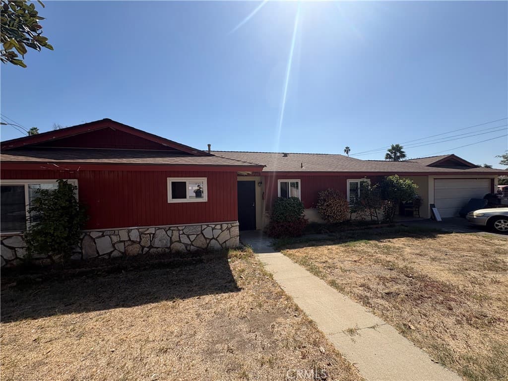 278 E Cherry