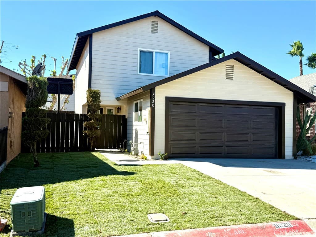 8920 Summerwood
