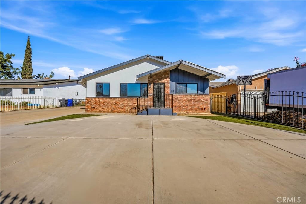 112 Sequoia Drive