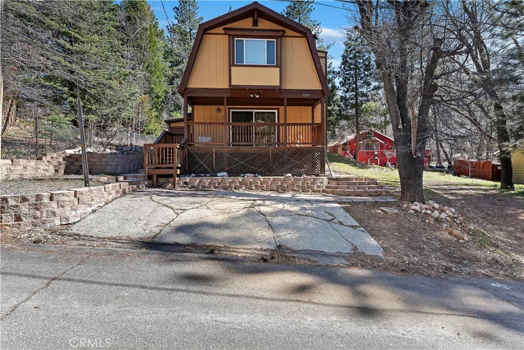 32799 Badger Ln