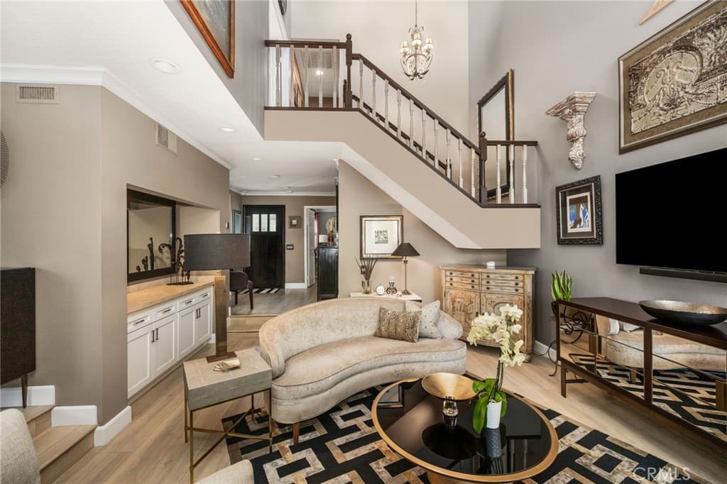 470 Medford Court 102