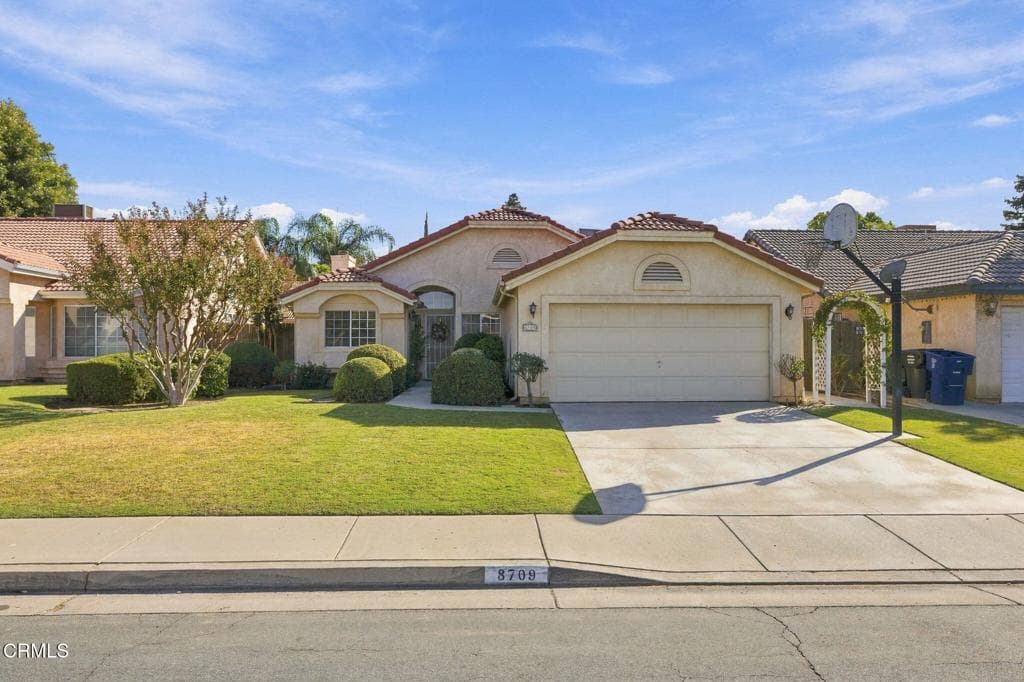8709 White Rock Drive