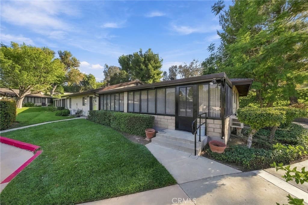 26335 Oak Highland A
