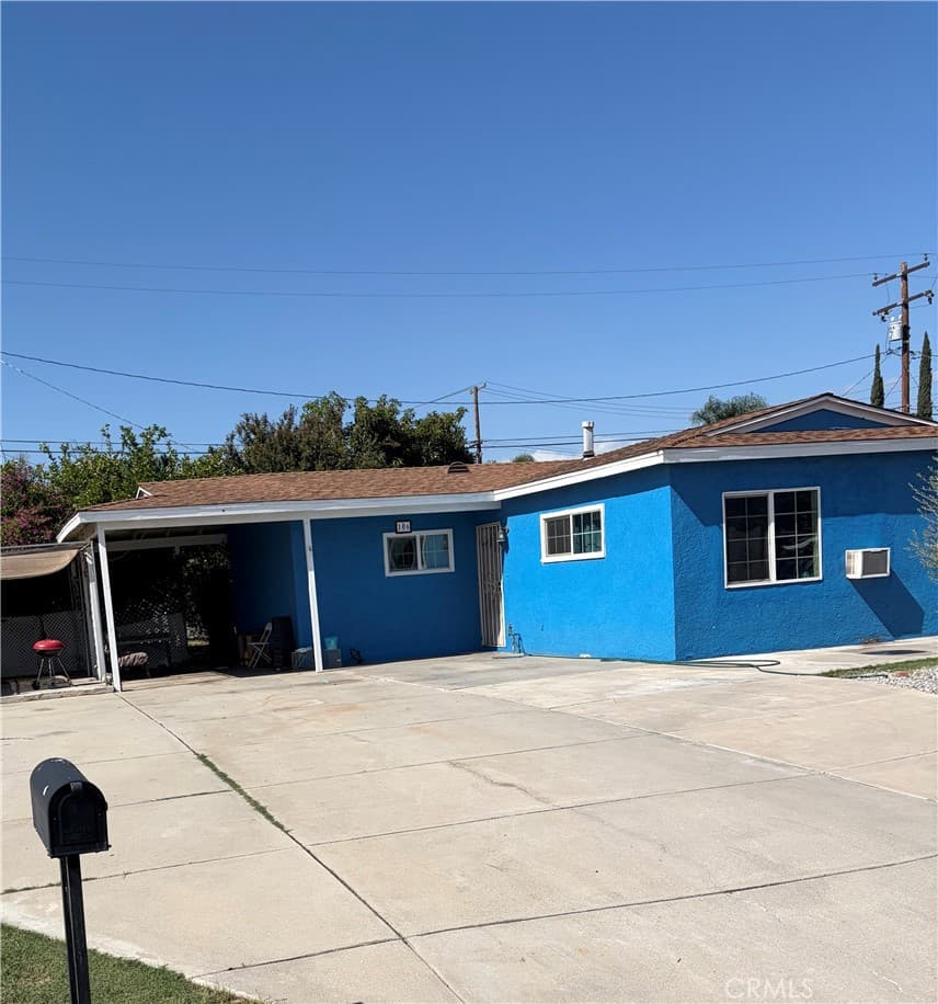 106 N Encina