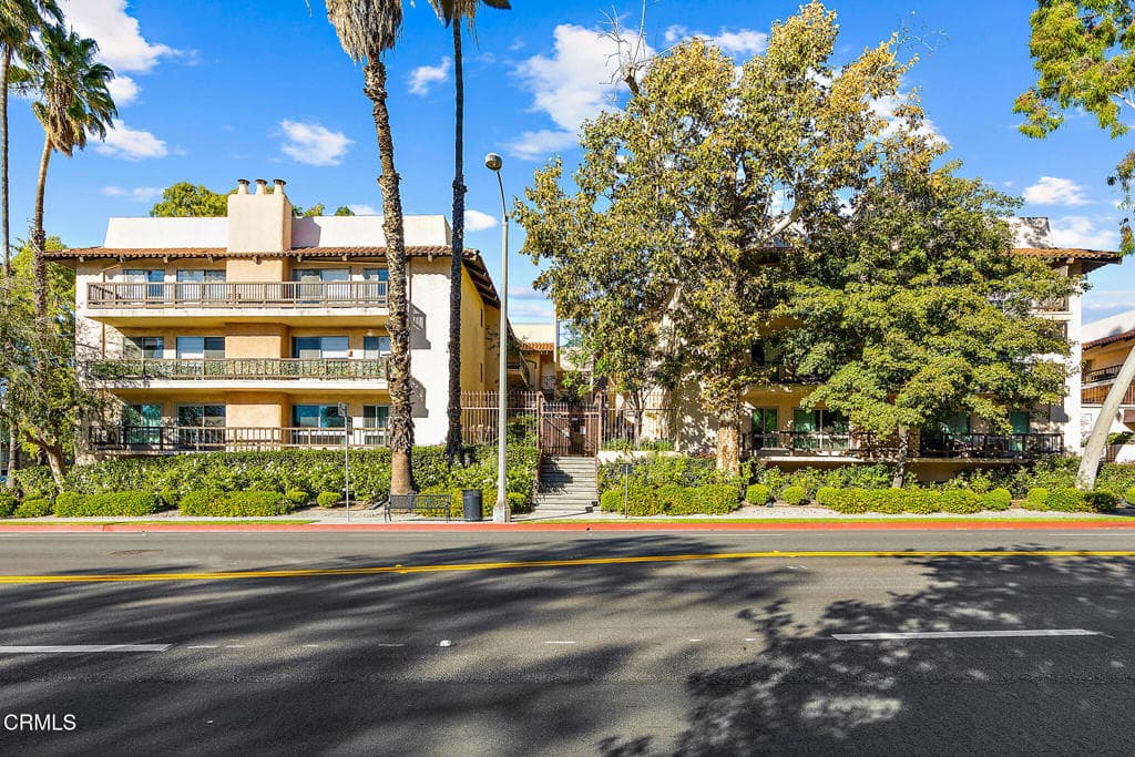 1127 E Del Mar Boulevard 236