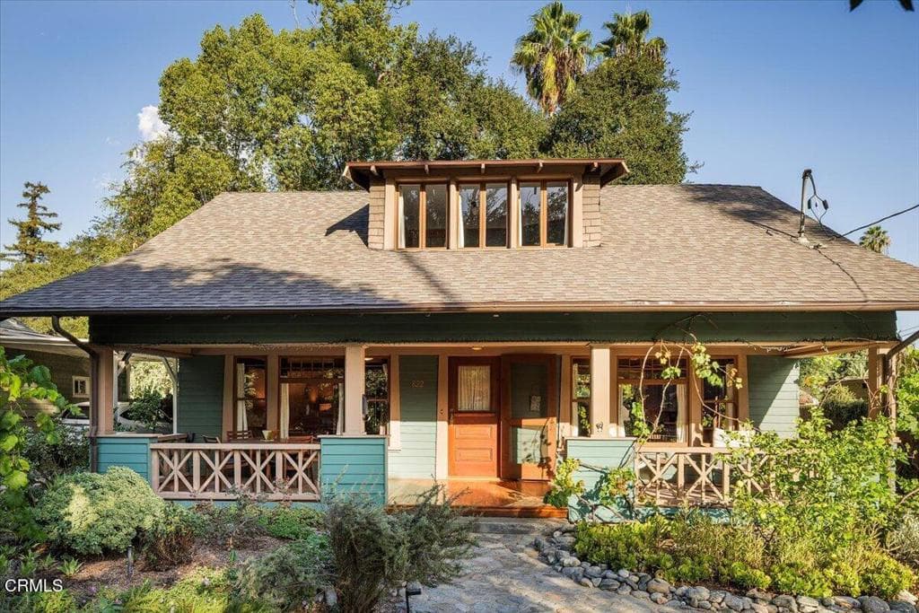 822 Mar Vista Avenue