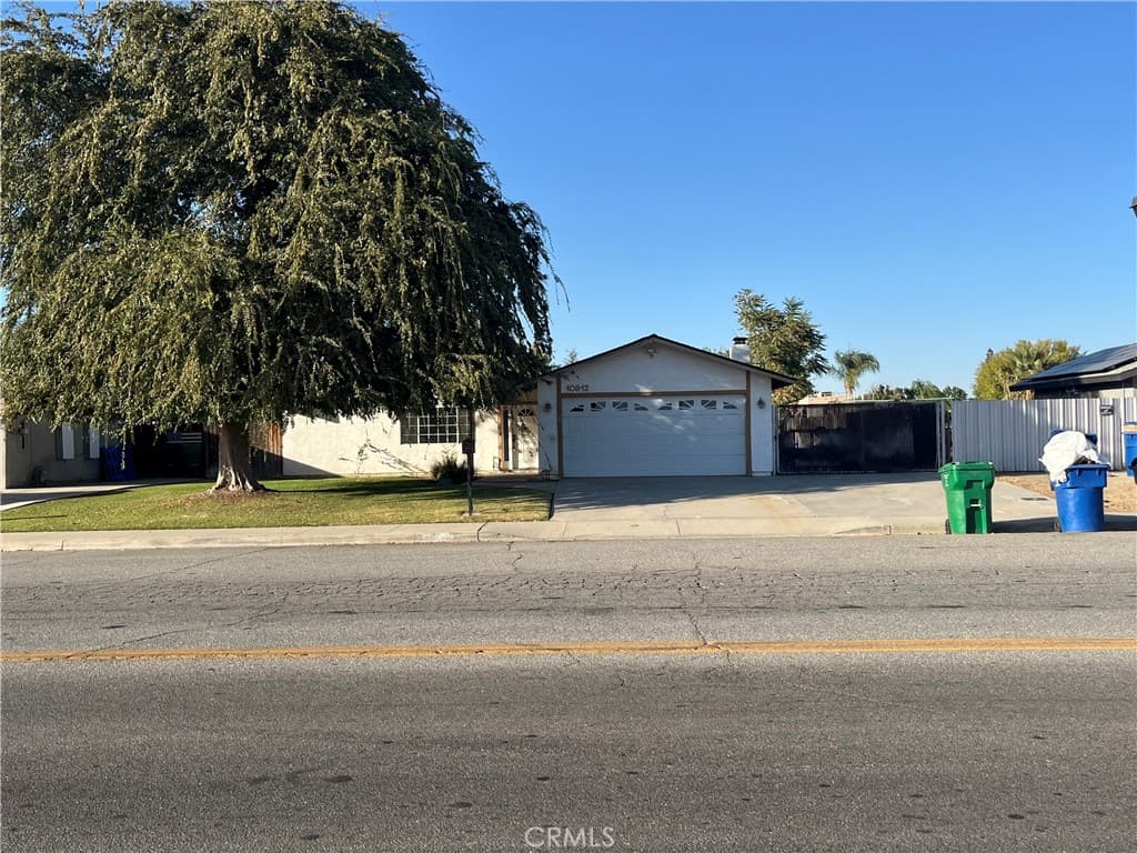 10912 Meacham