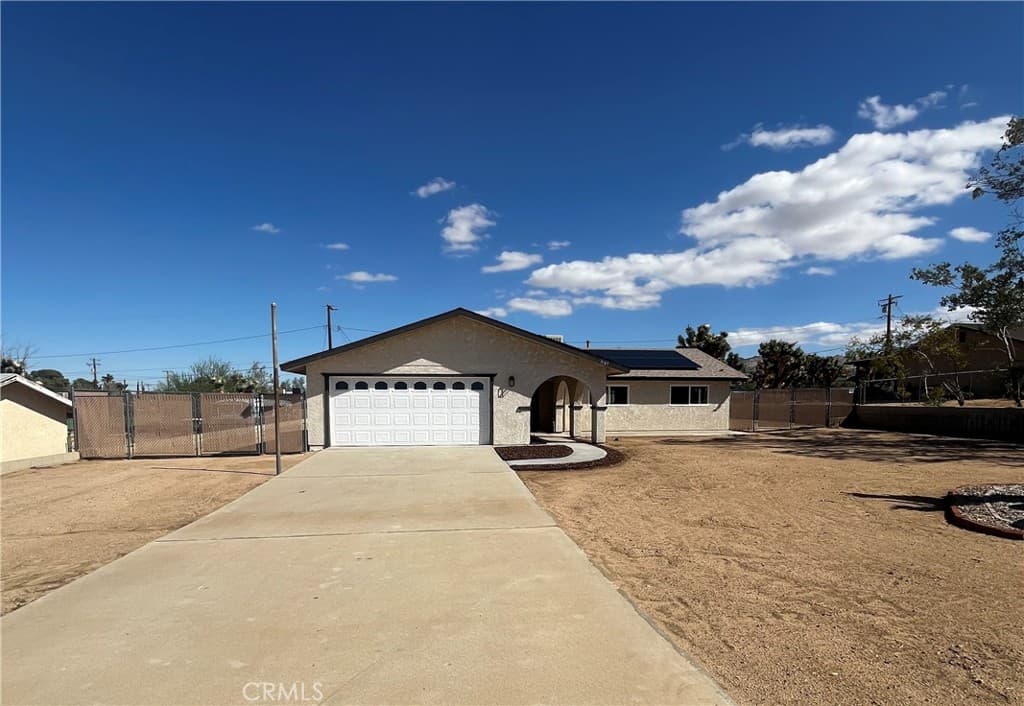 7187 La Habra