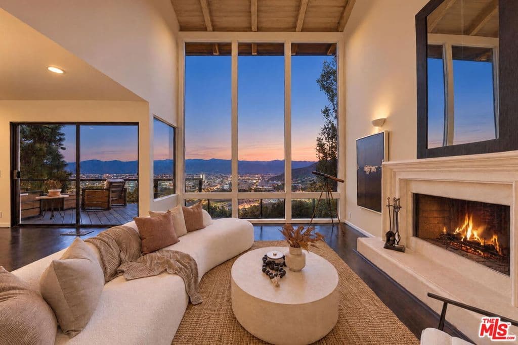 3518 3/4 Multiview Drive