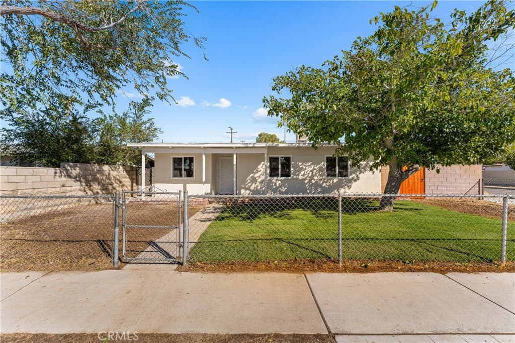 45402 10th Street W