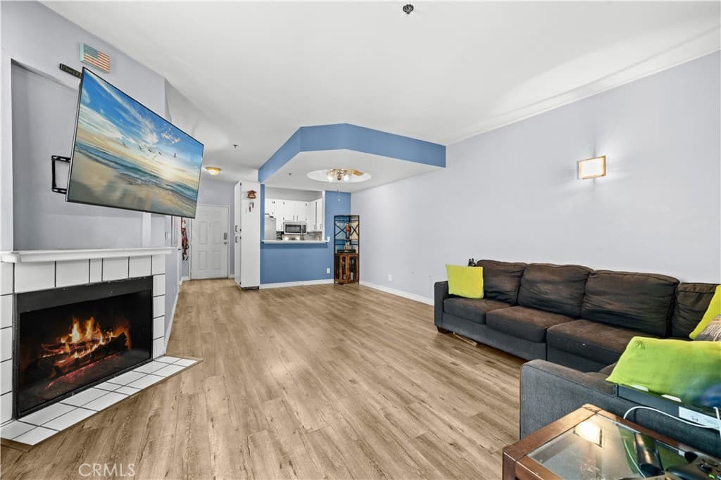 535 Magnolia 419