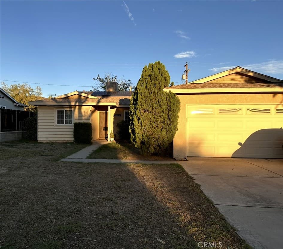 5095 N. Acacia Avenue