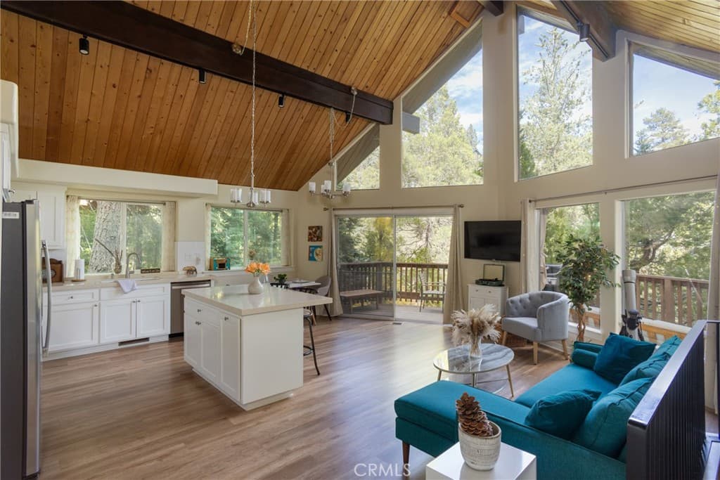 517 Brentwood