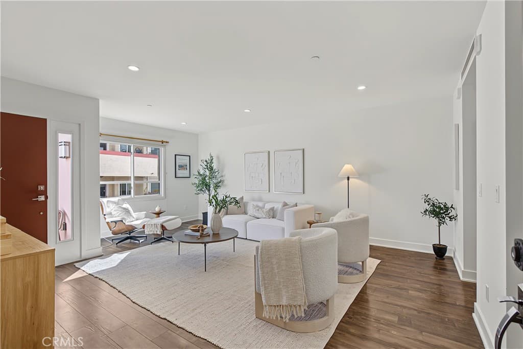 2428 E Del Mar Unit 206