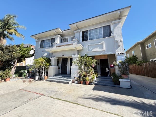 1244 5th Ave