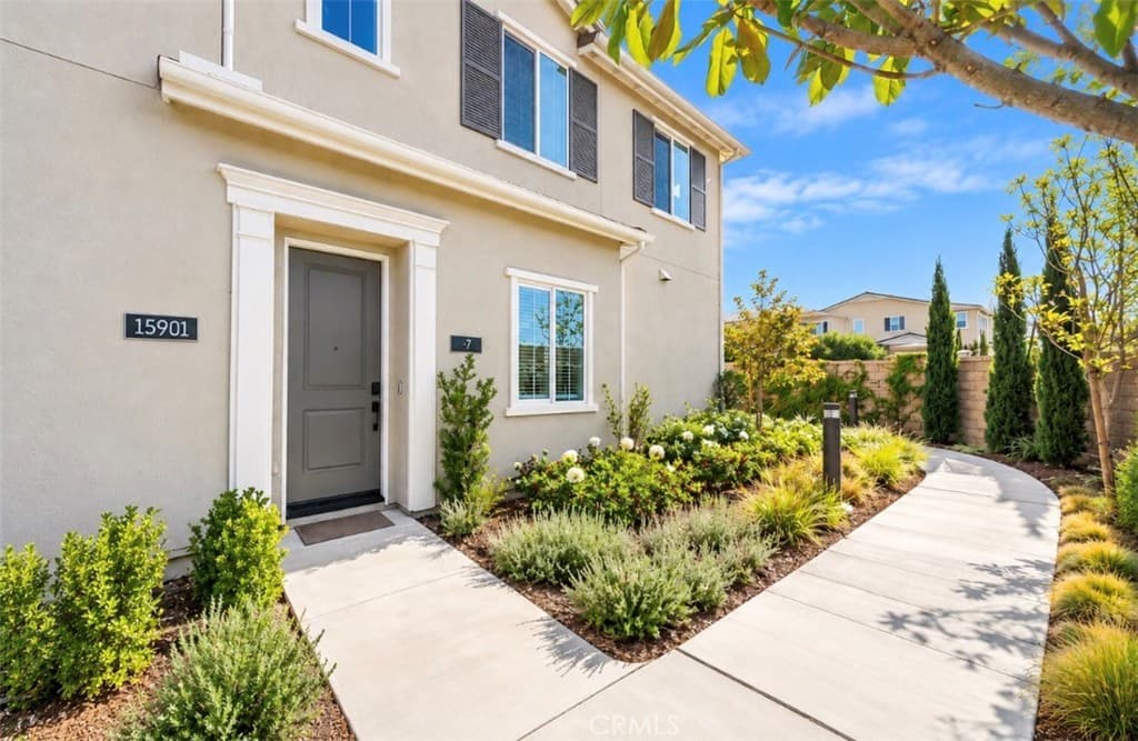 15901 Stresa Lane 7