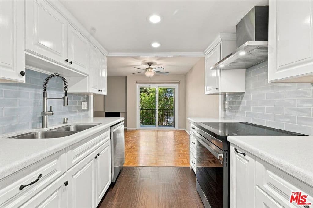 5870 Green Valley Circle 309