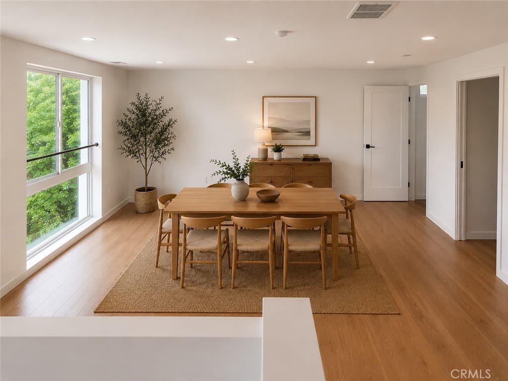 176 N Catalina Ave 405