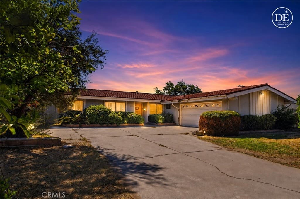 16608 Barneston