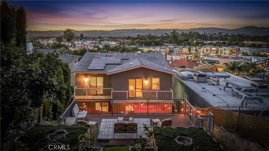 5348 Calatrana Drive