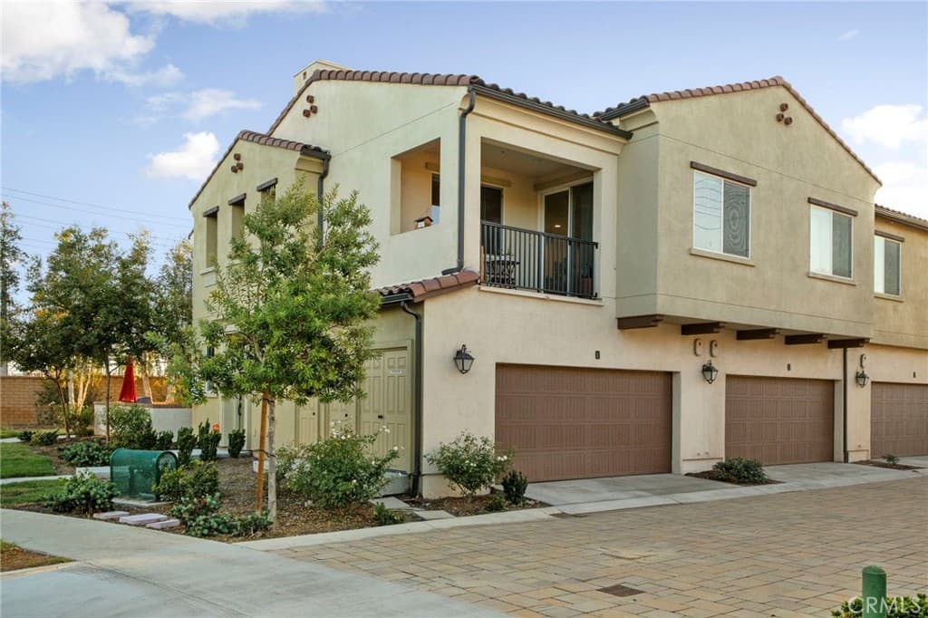 4160 S Bodega Way 1
