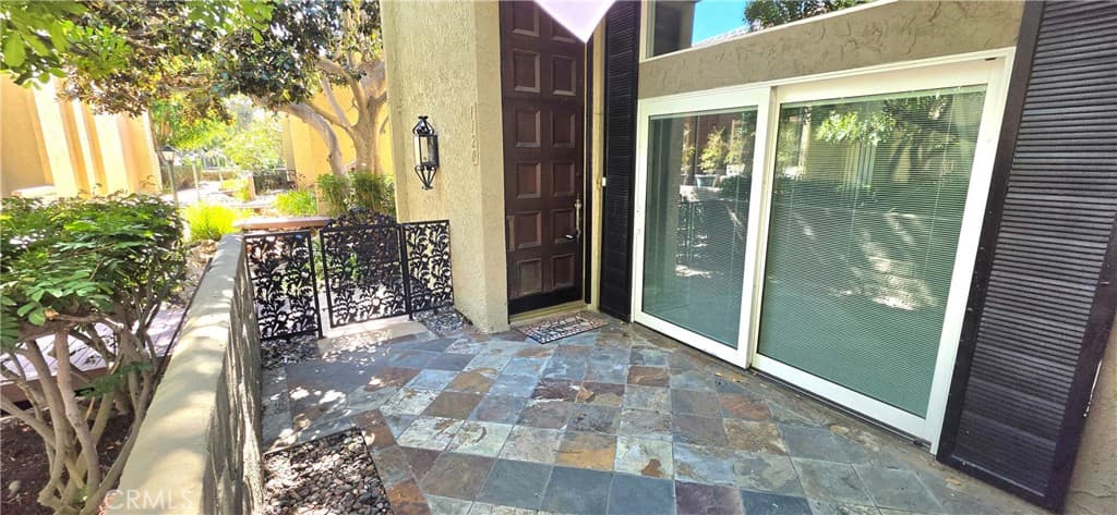 1120 Palo Verde Avenue