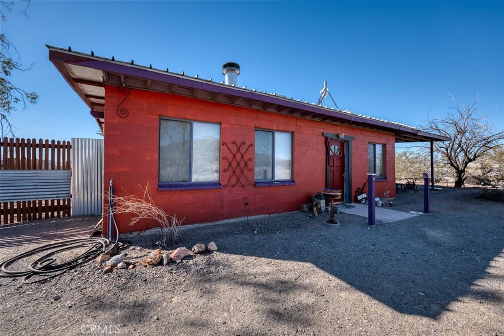 85927 Eddie Albert Road