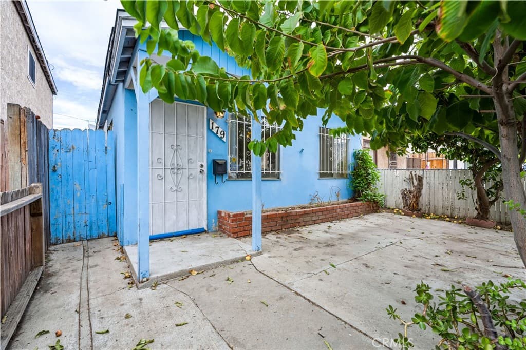 179 E Norton