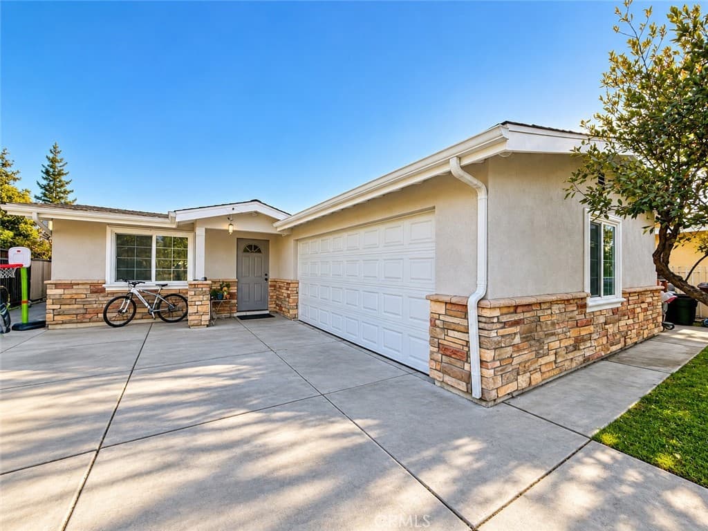 10966 Emery