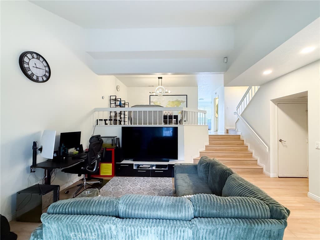 33 Wildflower Place