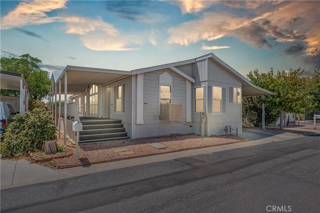 2550 E Avenue I 11