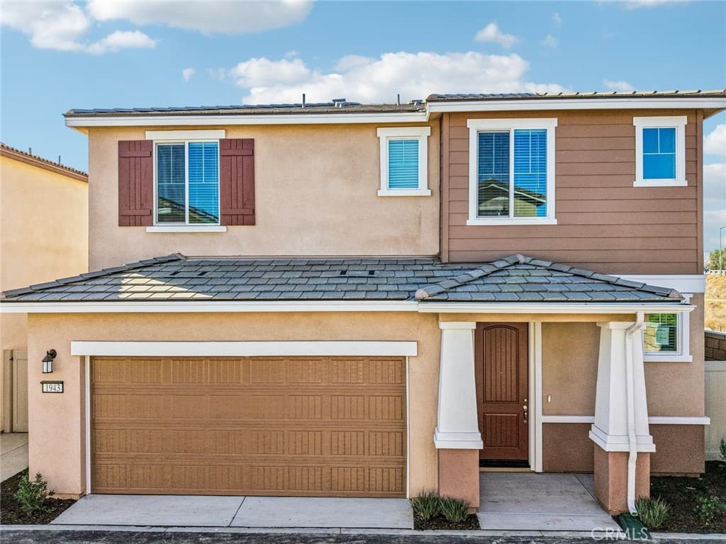 1943 Limetta Lane