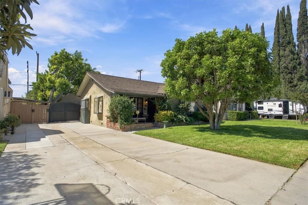 927 N Cordova