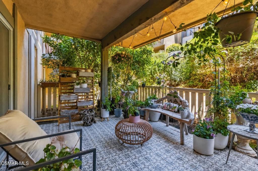 255 Sequoia Court 14