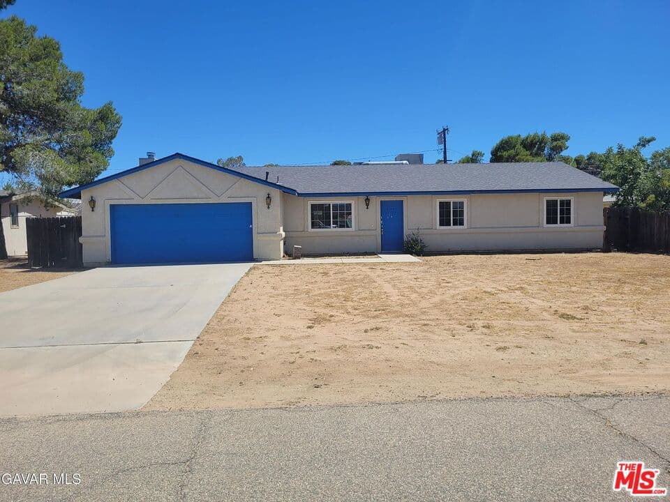 9012 Columbine Avenue