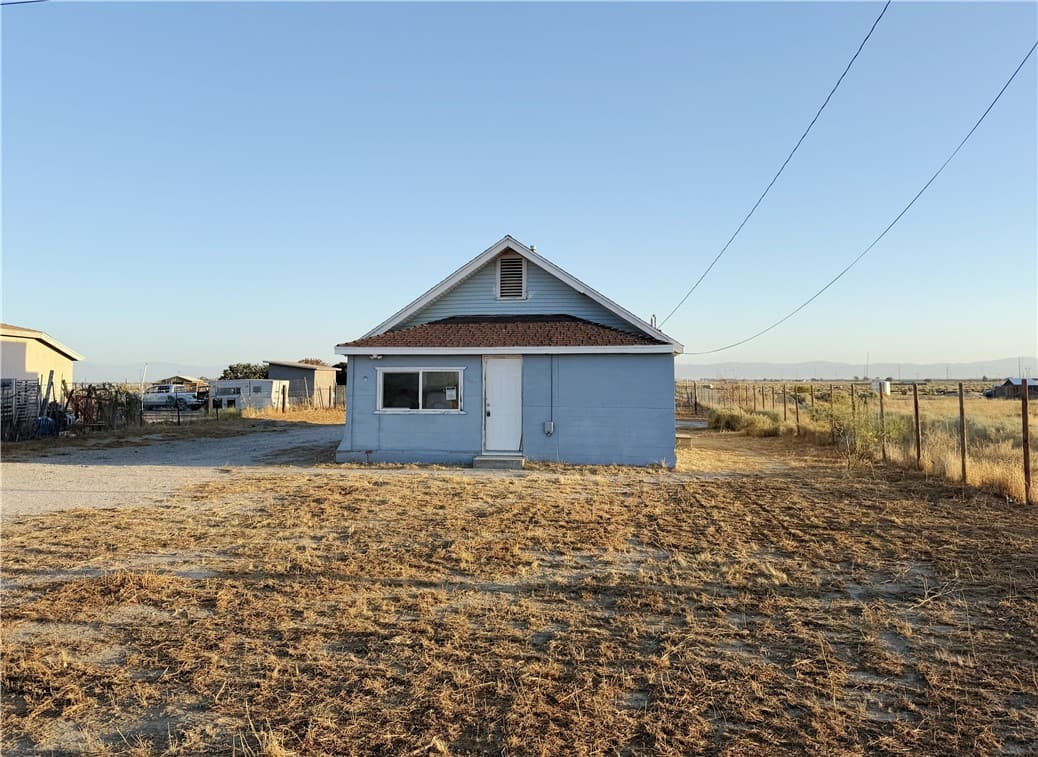 9668 W Rosamond Boulevard