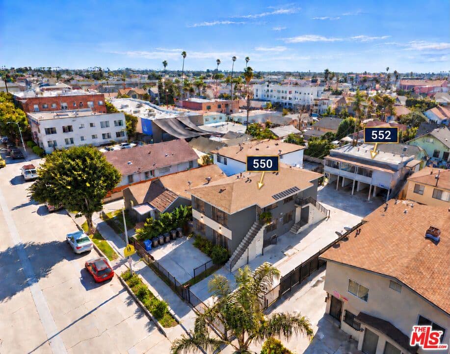 550 W 41st Drive