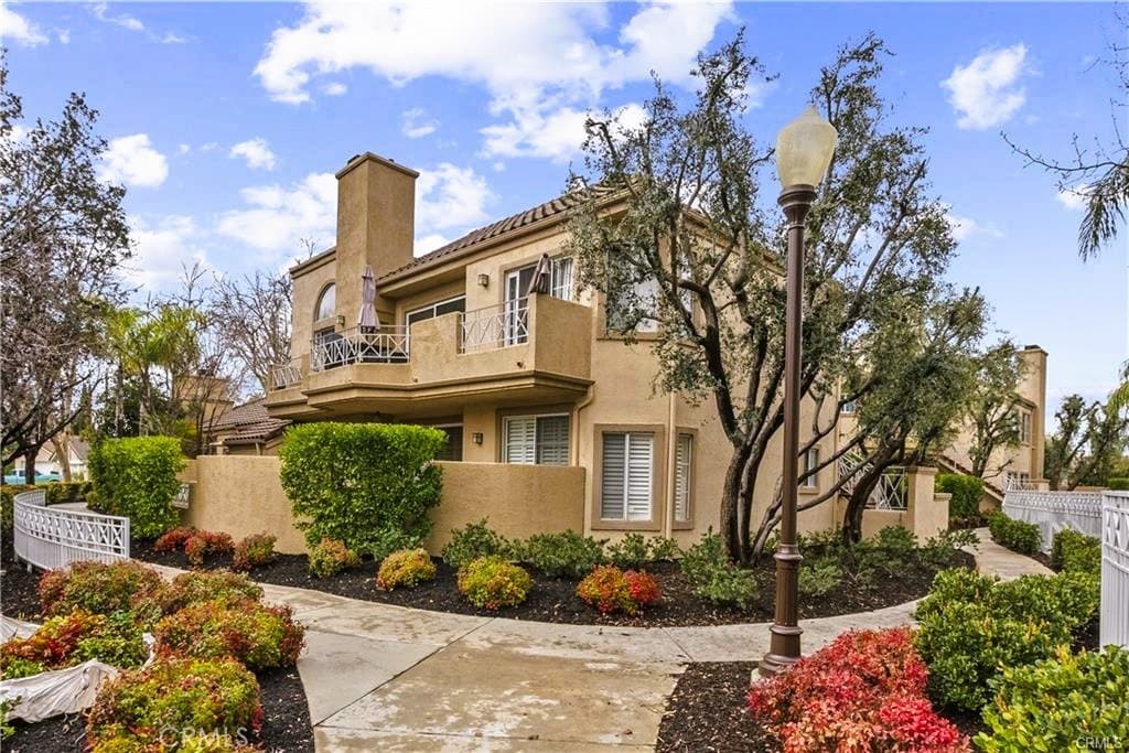 23609 Del Monte 295