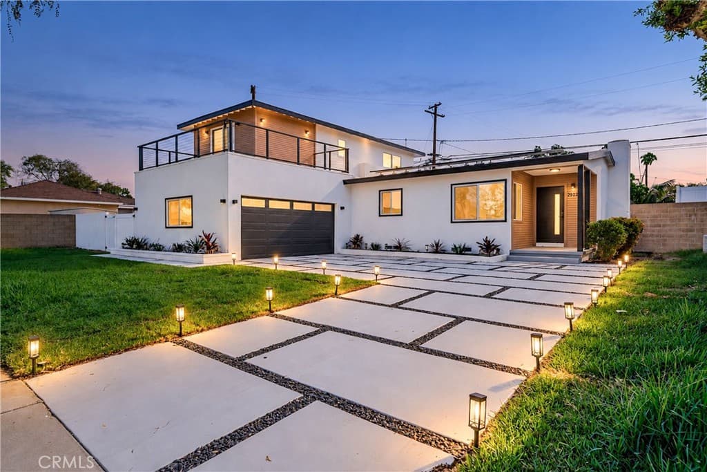 2922 Radnor