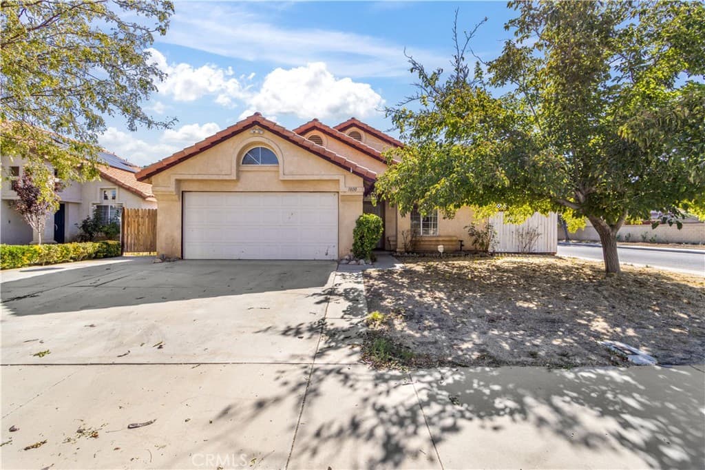 1800 Sierra View