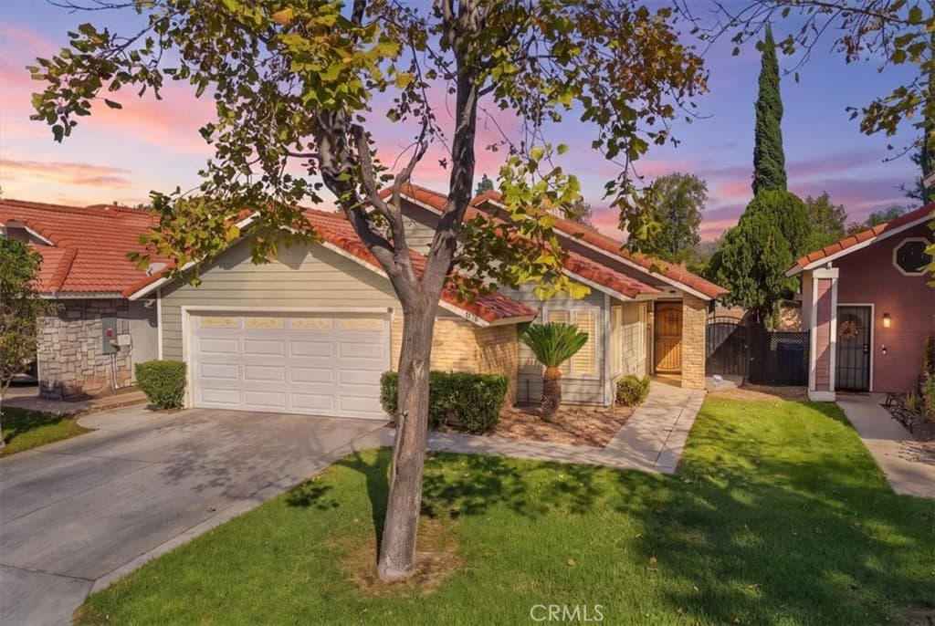 1158 W Cornell
