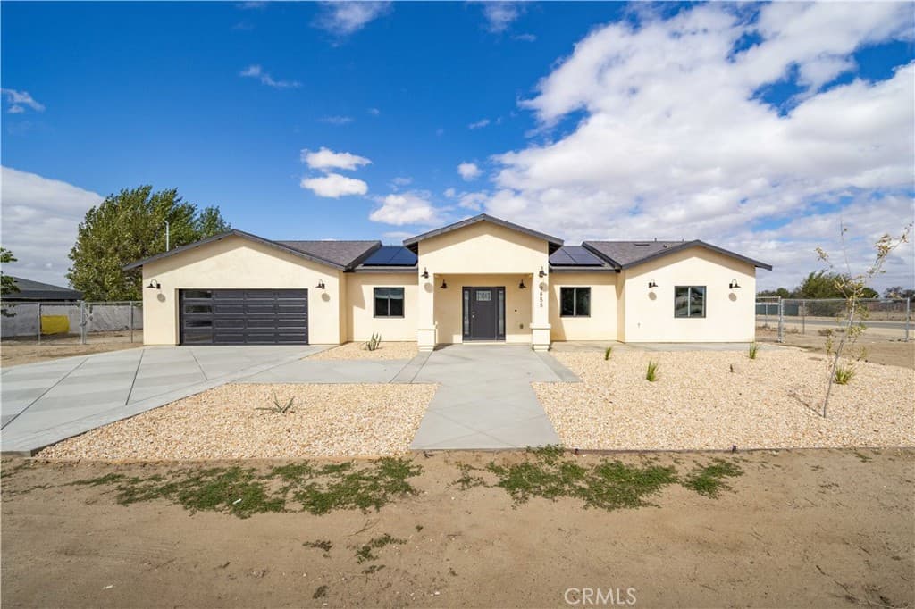 9855 E Avenue Q10