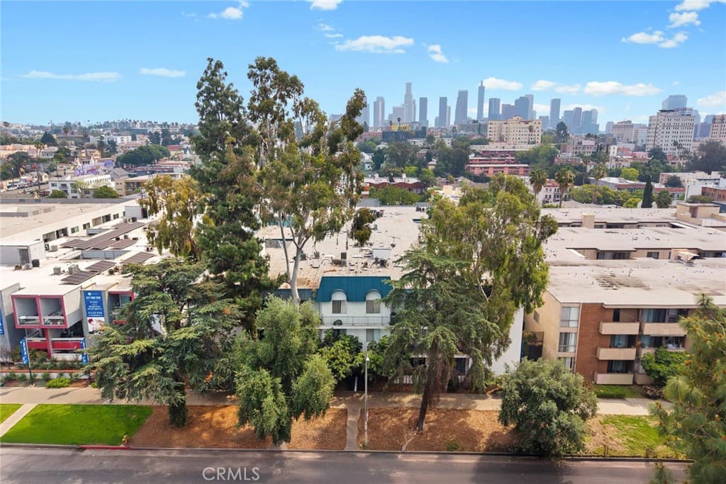 400 S La Fayette Park 213