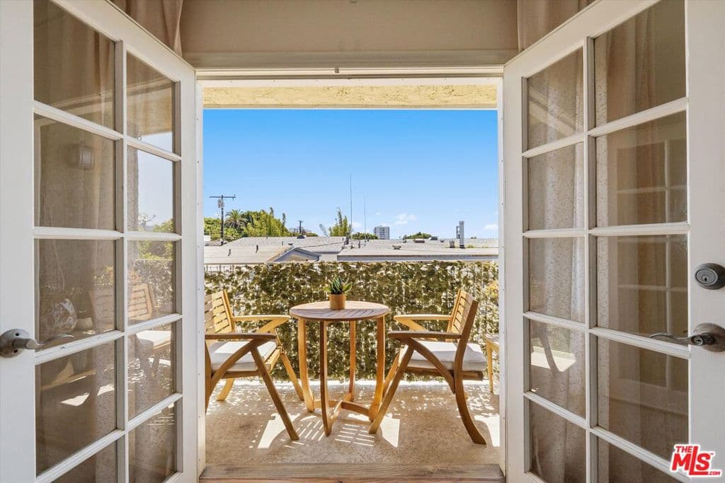 428 Hill Street 16