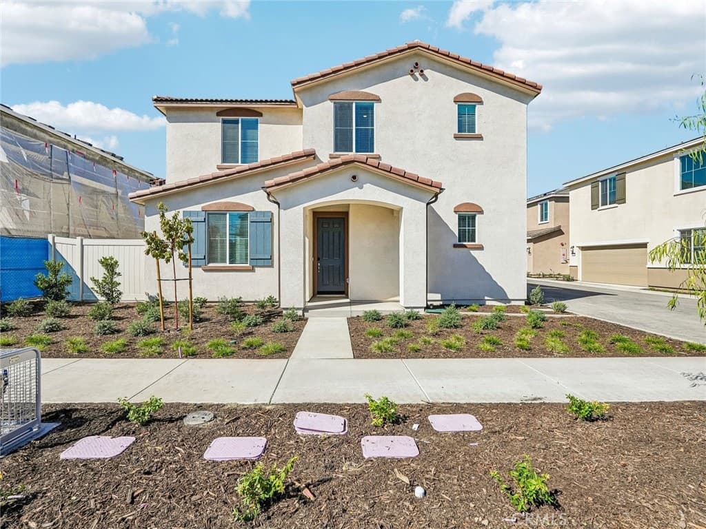 1939 Limetta Lane