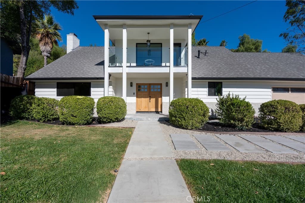 21801 Providencia