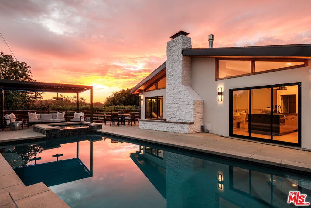 7995 Briar Summit Drive