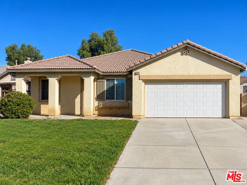 3759 Saddleback Drive