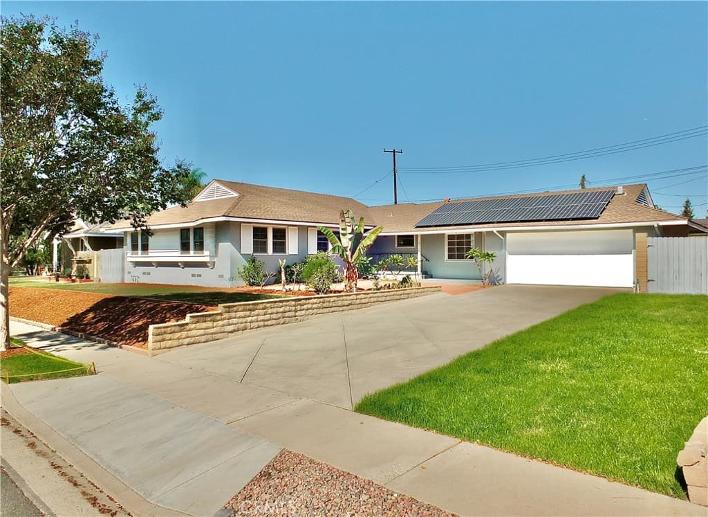 15315 Valeda Drive