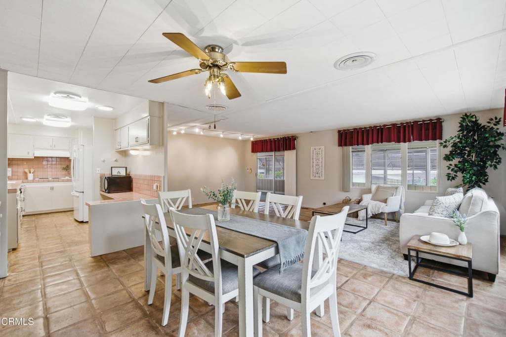 33 Pringle Court 33